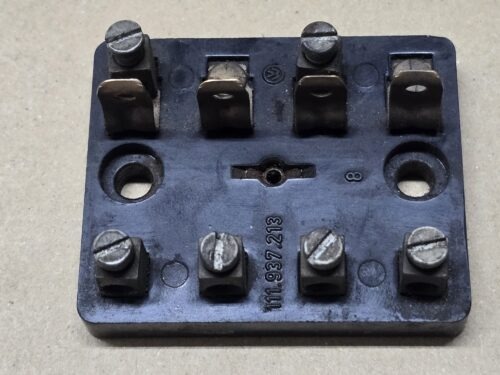 USED 111937207 Fuse box, 4 fuse