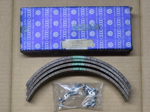 NOS 211698071A Set brake linings 40mm, rear