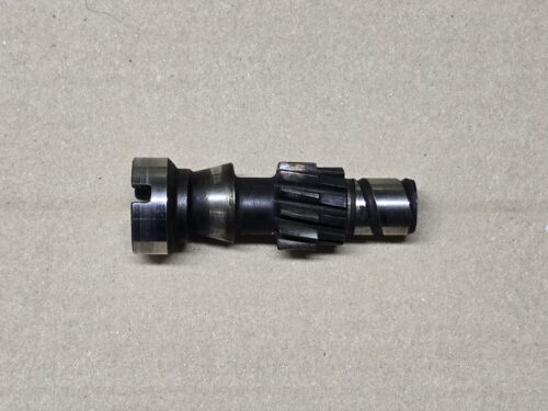 USED 111105231 Pinion, distributor drive