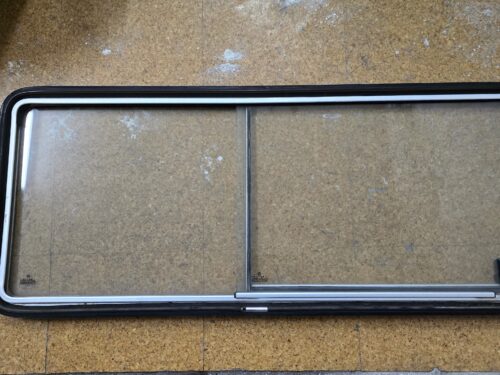 USED 253847712F 908 Sliding window, right
