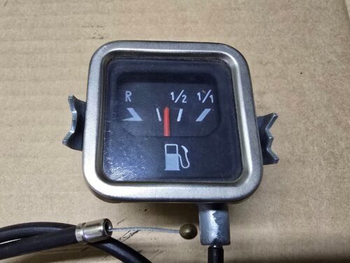 NOS 11391901311 Fuel gauge, mecanichal