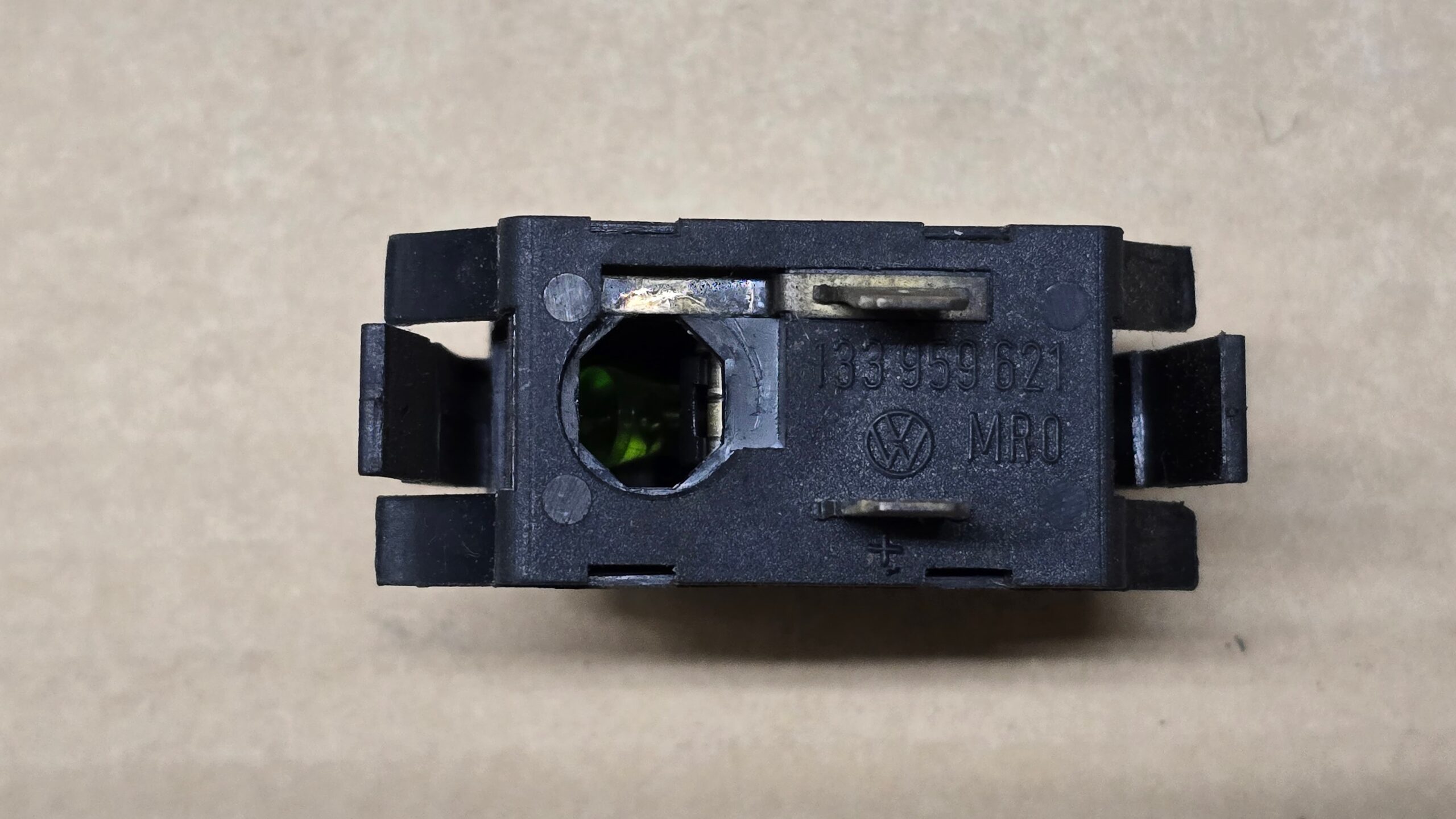 USED 133959621 Tumbler switch, rear window glass, heatable