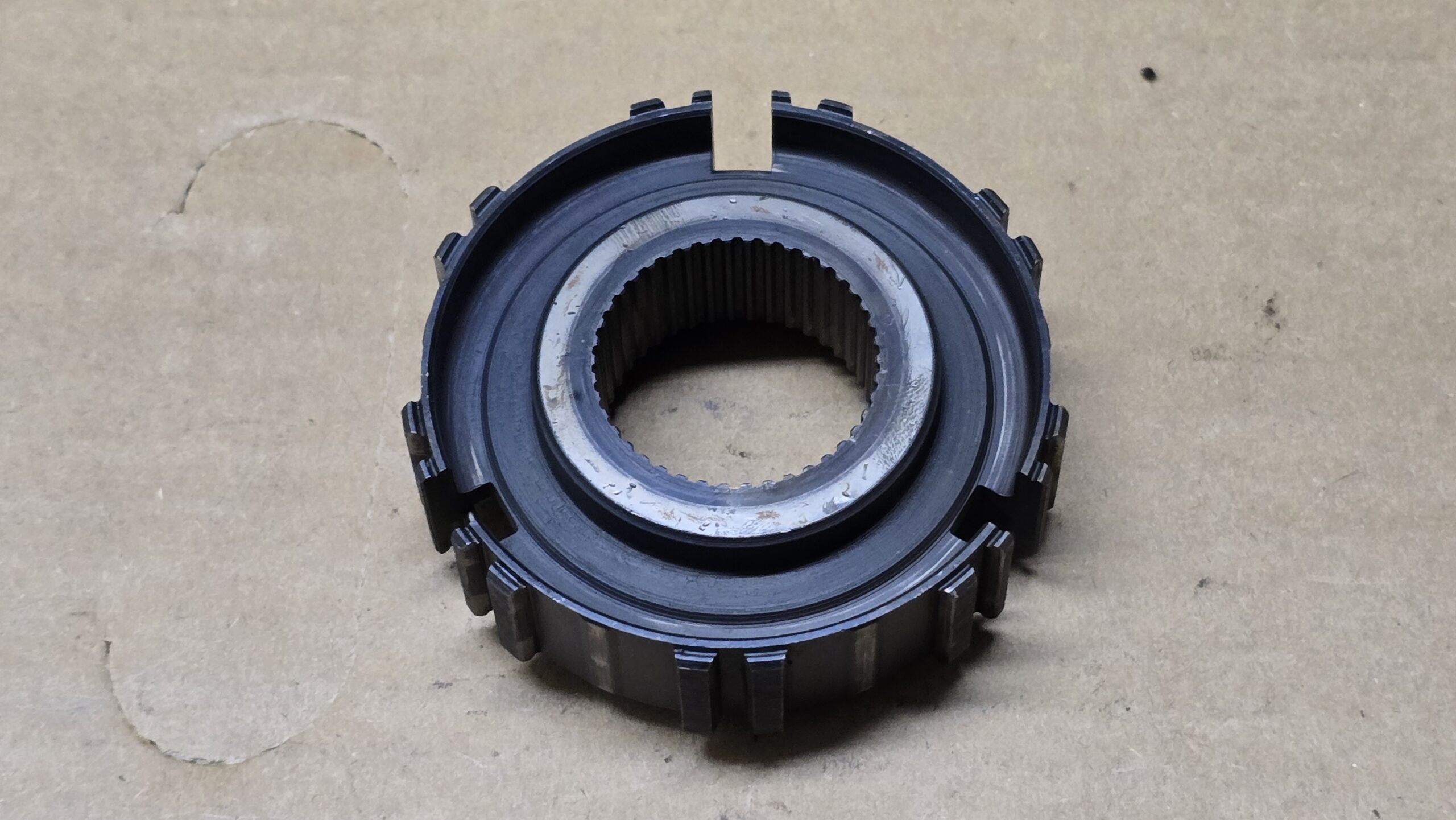 USED 091311243 Slider hub, 1st and 2nd speeds
