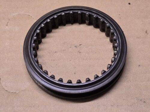 USED 091311255A Sliding sleeve, 1st and 2nd speeds + 2nd and 3rd speeds