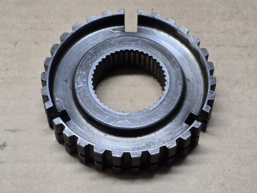 USED 002311309 Synchronizing hub, 3rd and 4th speeds