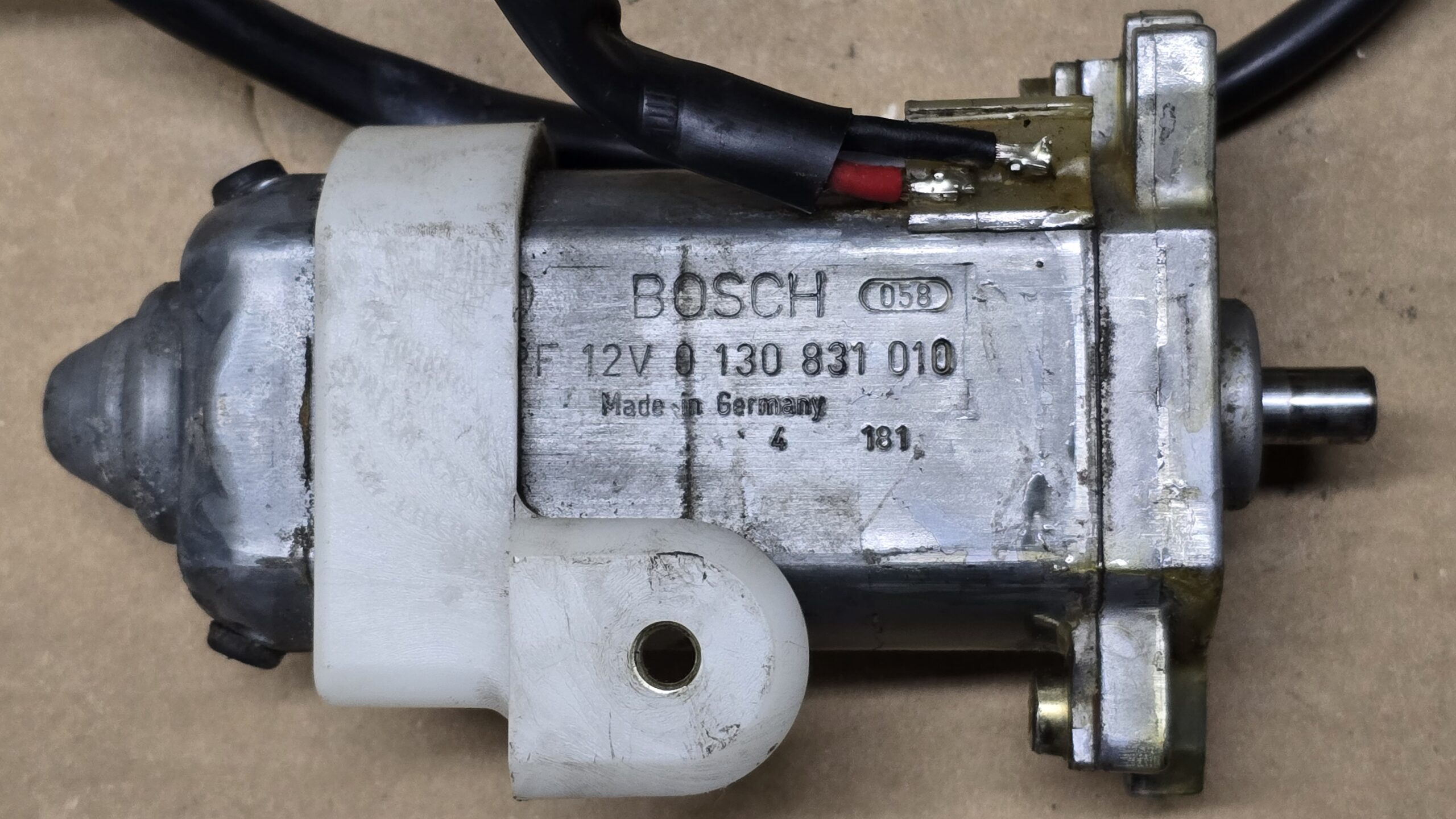 USED 251959801 Window regulator motor