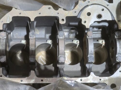 NOS 068103021F Cylinder block