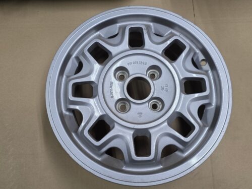 NOS 811601025B Alloy rim 6Jx14H2B ET45 4/100