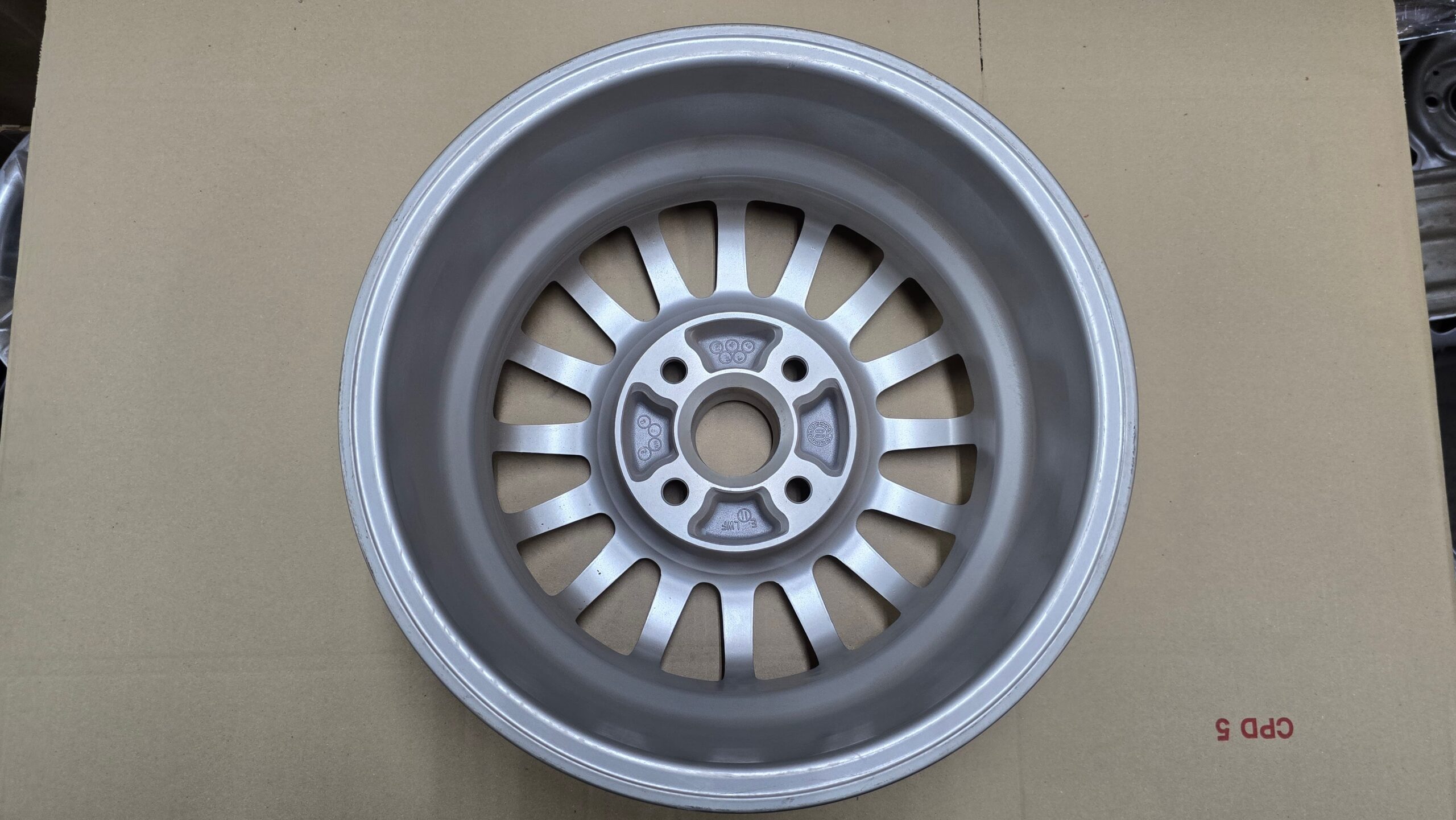 NOS 853601025A Alloy rim 6Jx14H2 ET45 4/108
