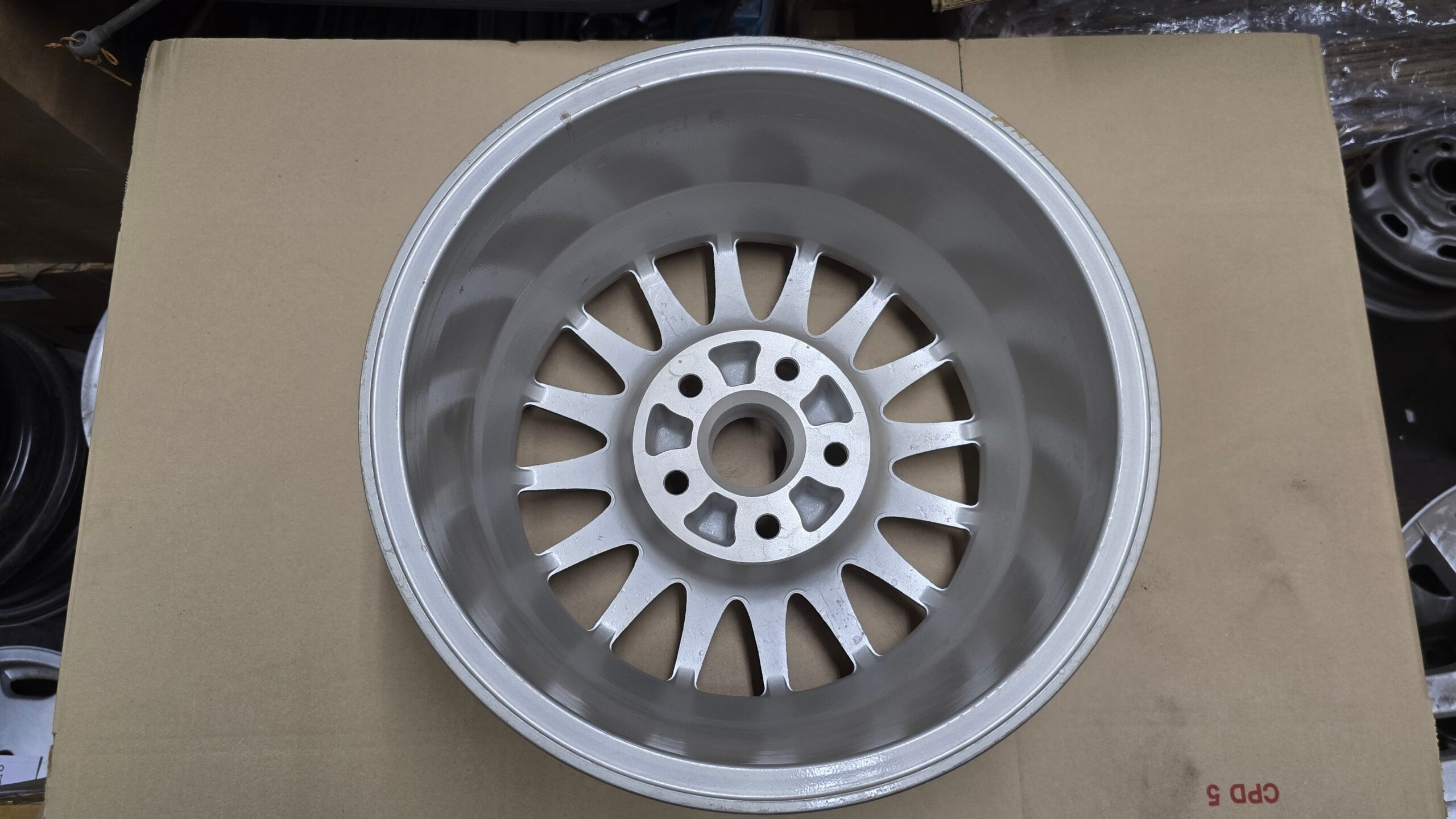 857601025C Alloy rim 8Jx15H2 ET24 5/112