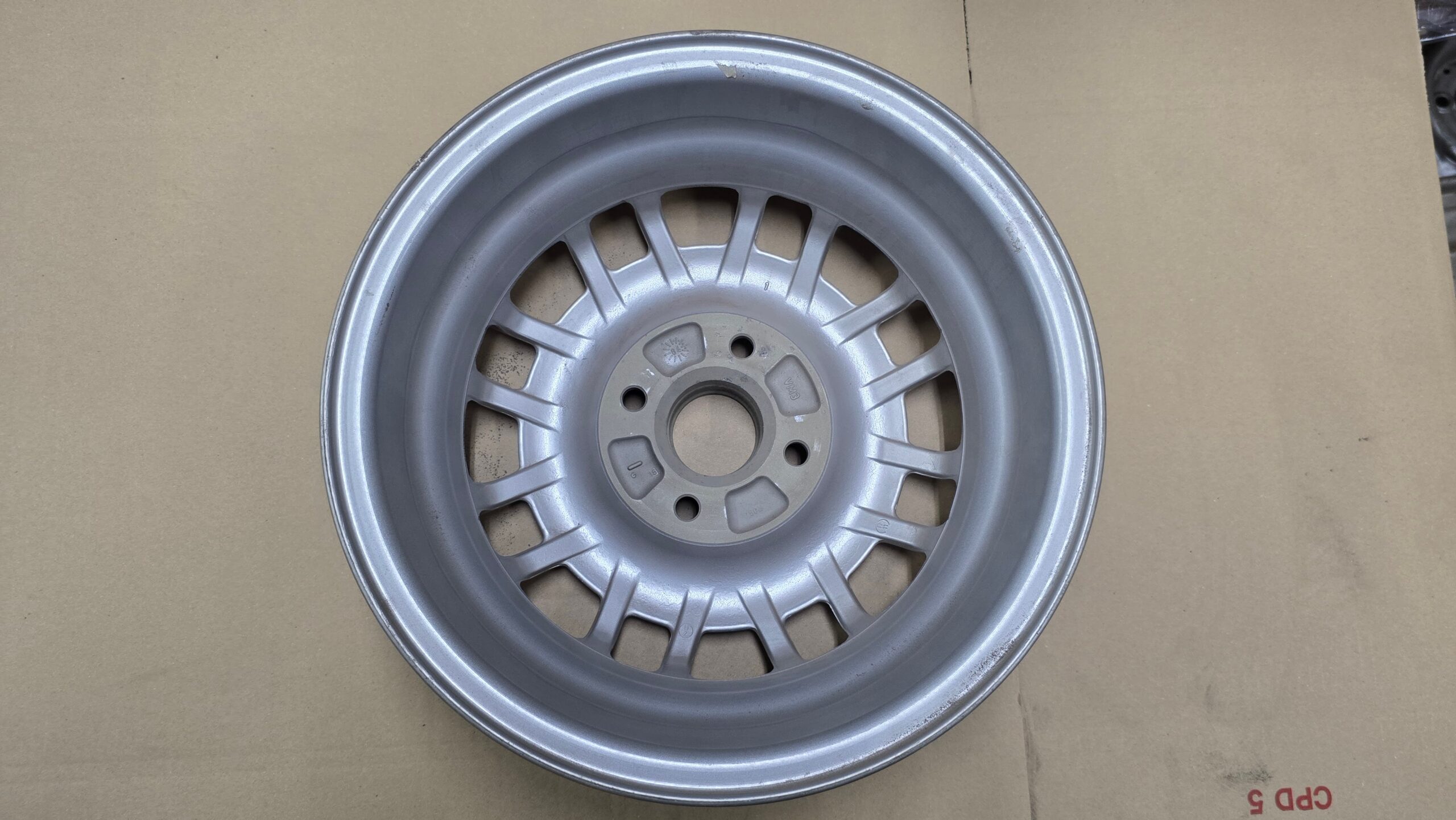 NOS 867601025A Alloy rim 4.5Jx13H2 ET45 4/100