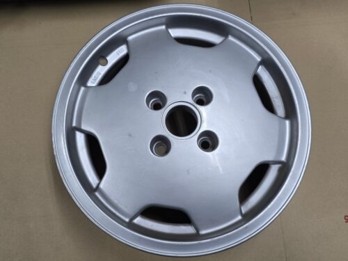 NOS 895601025B Alloy rim 6Jx15H2 ET37 4/108