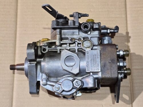 NOS 068130107 Injection pump