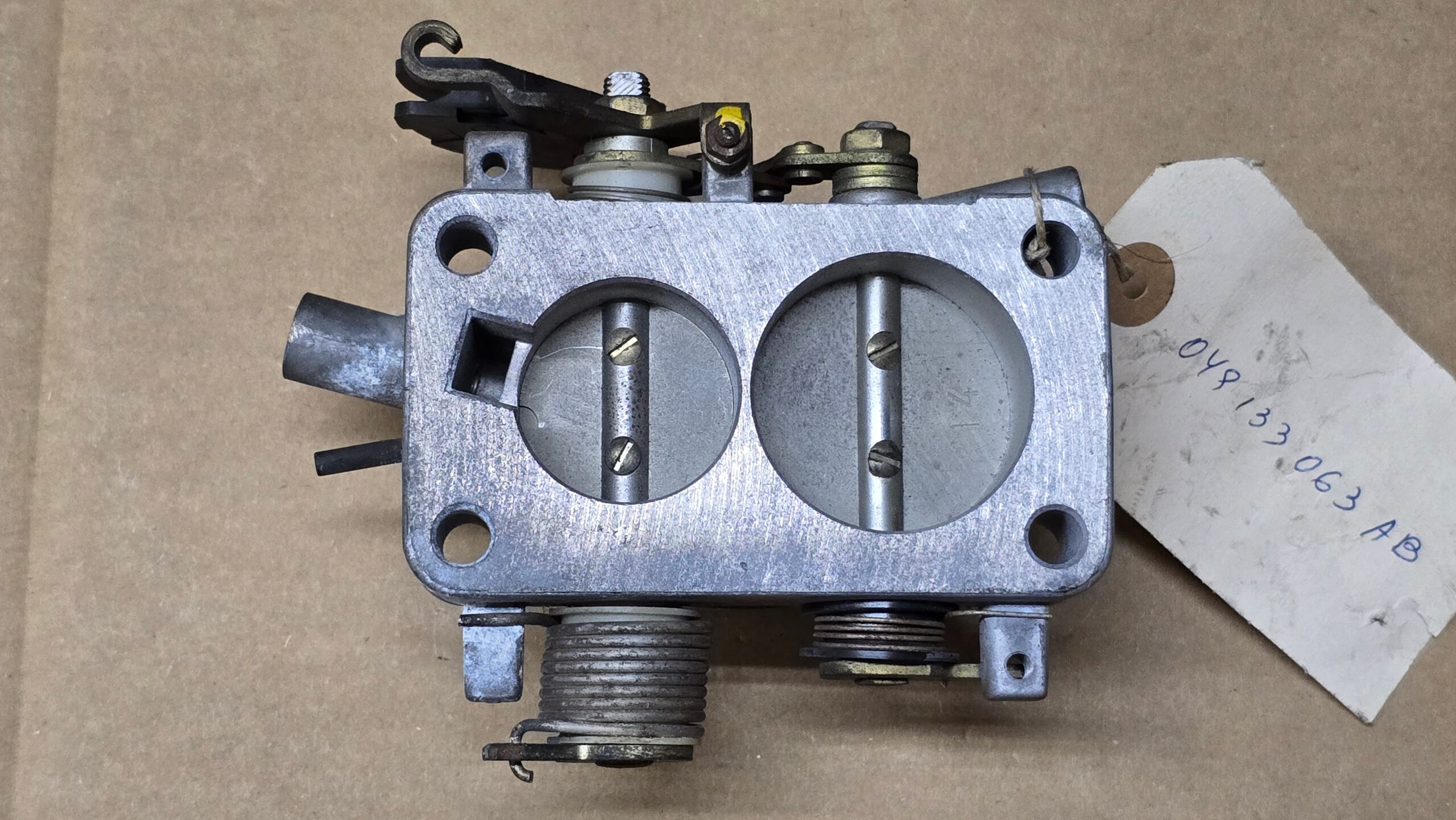 NOS 049133063AB Throttle valve adapter