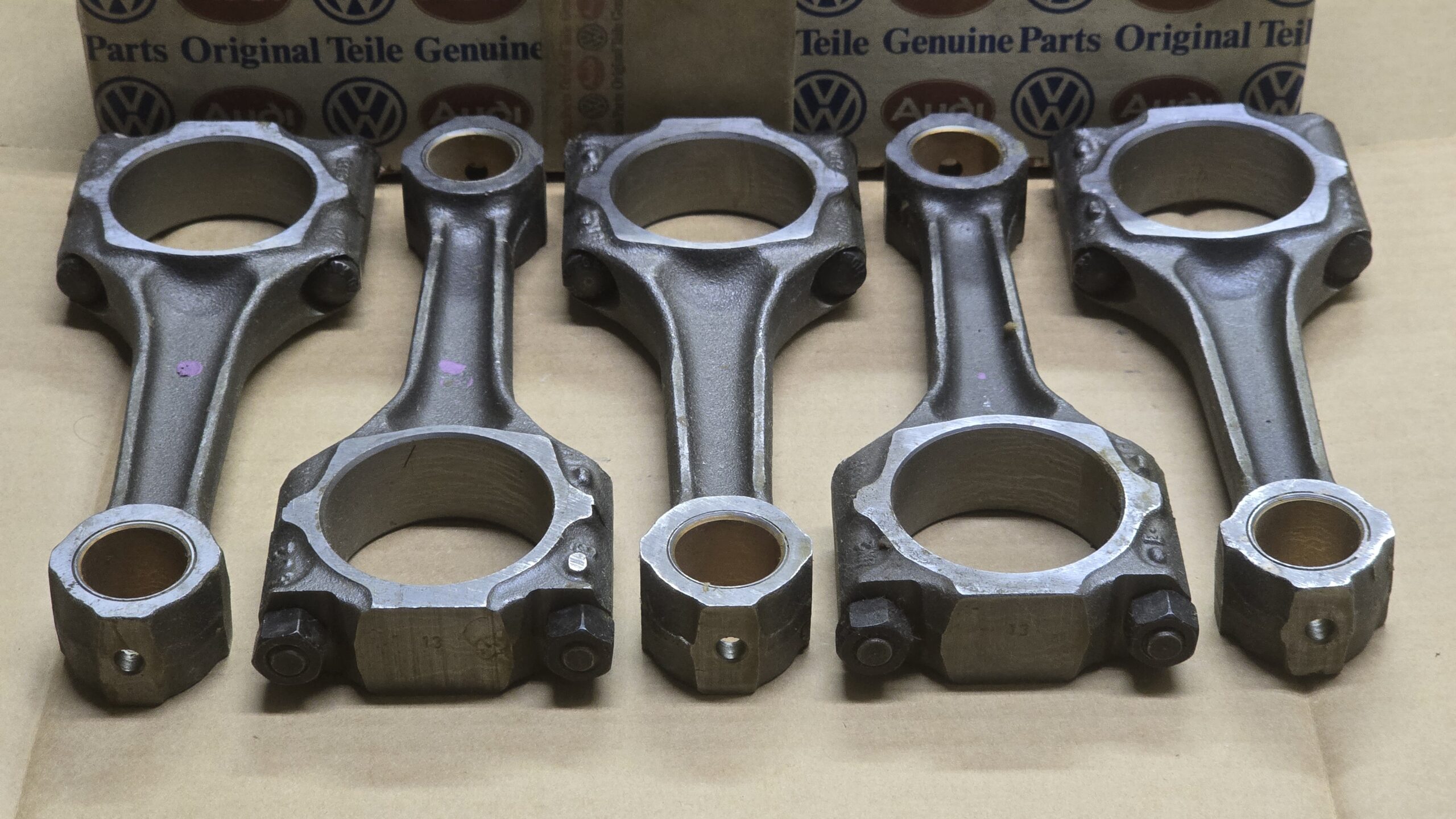 NOS 035198401 Connecting rods, set of 5