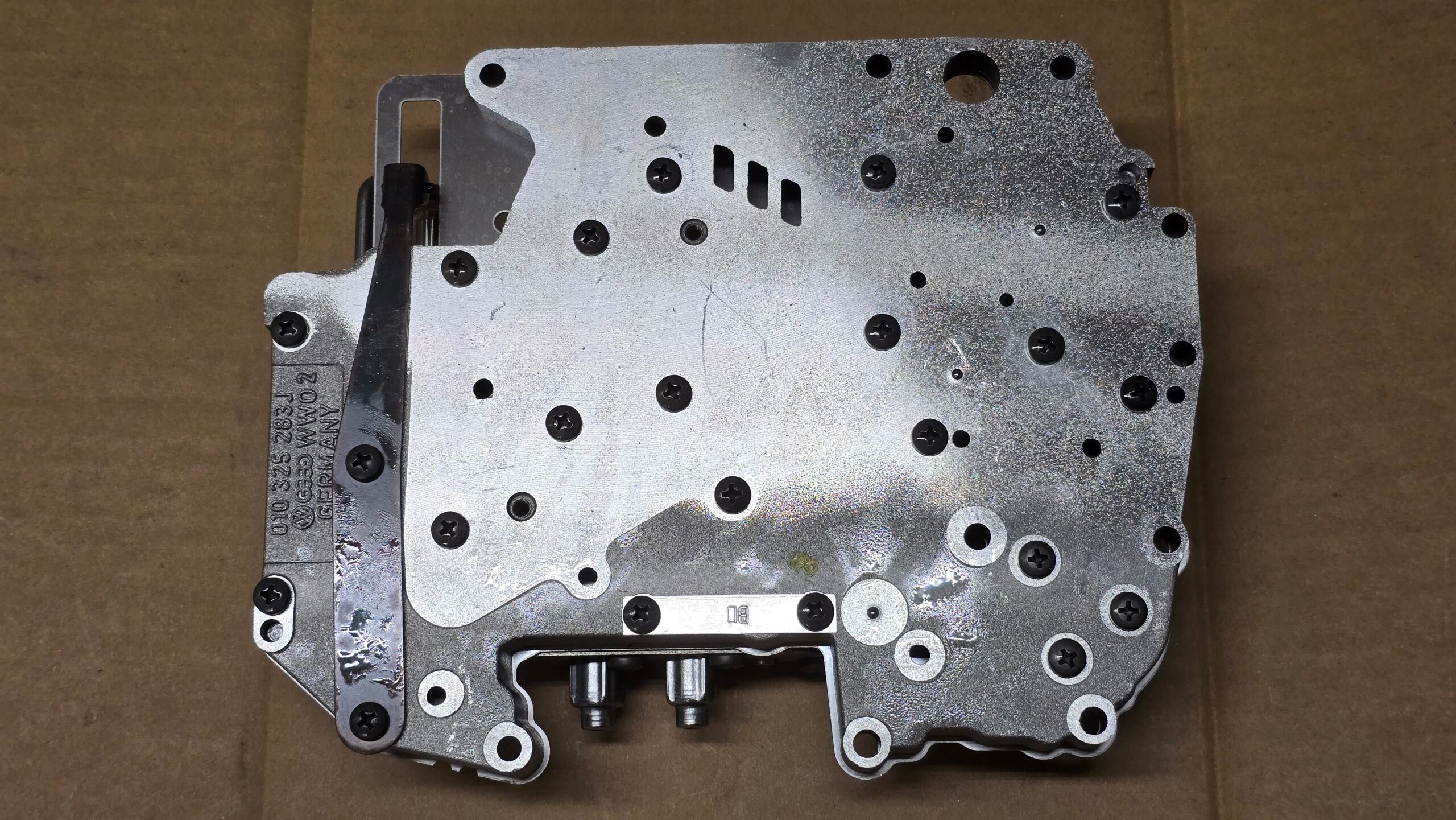 NOS 087325032G Valve body