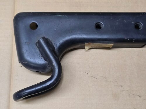 NOS 255807296 Bumper bracket
