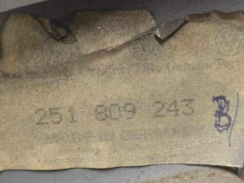 NOS 251809243B Door frame, lower part