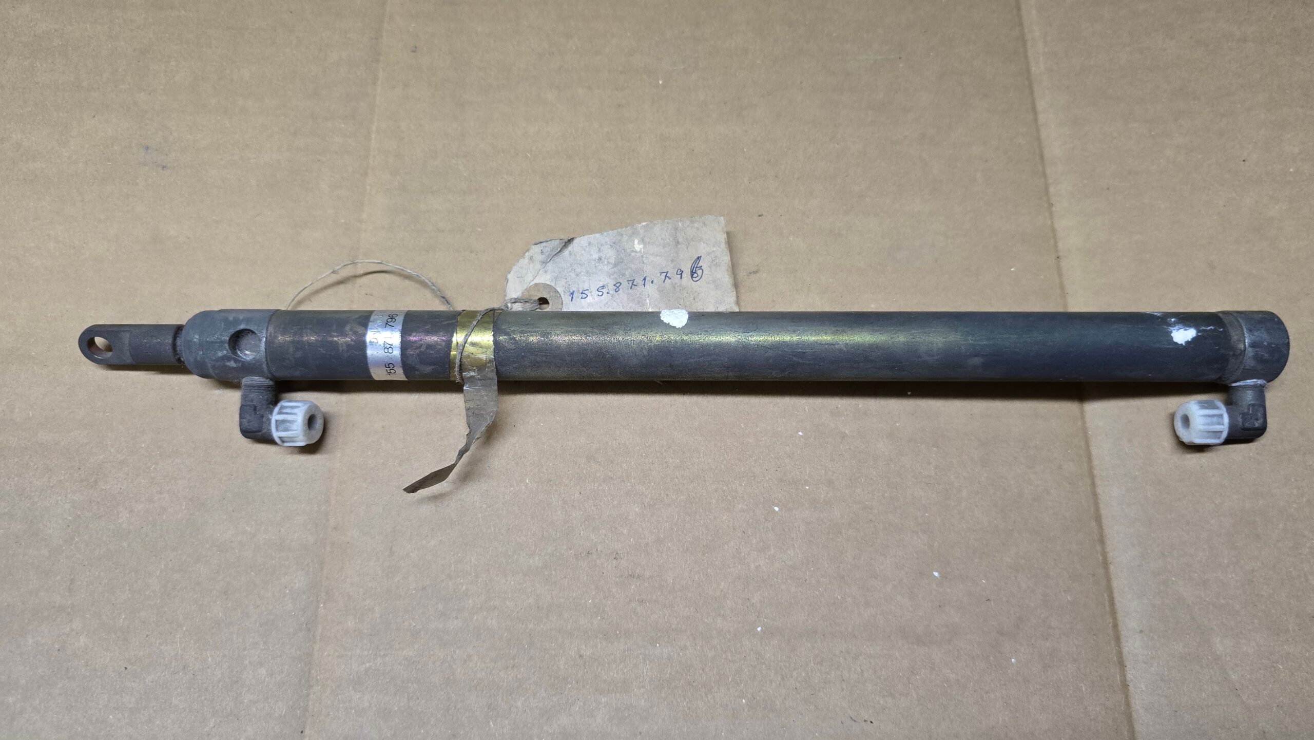 NOS 155871796 Hydraulic cylinder, roof
