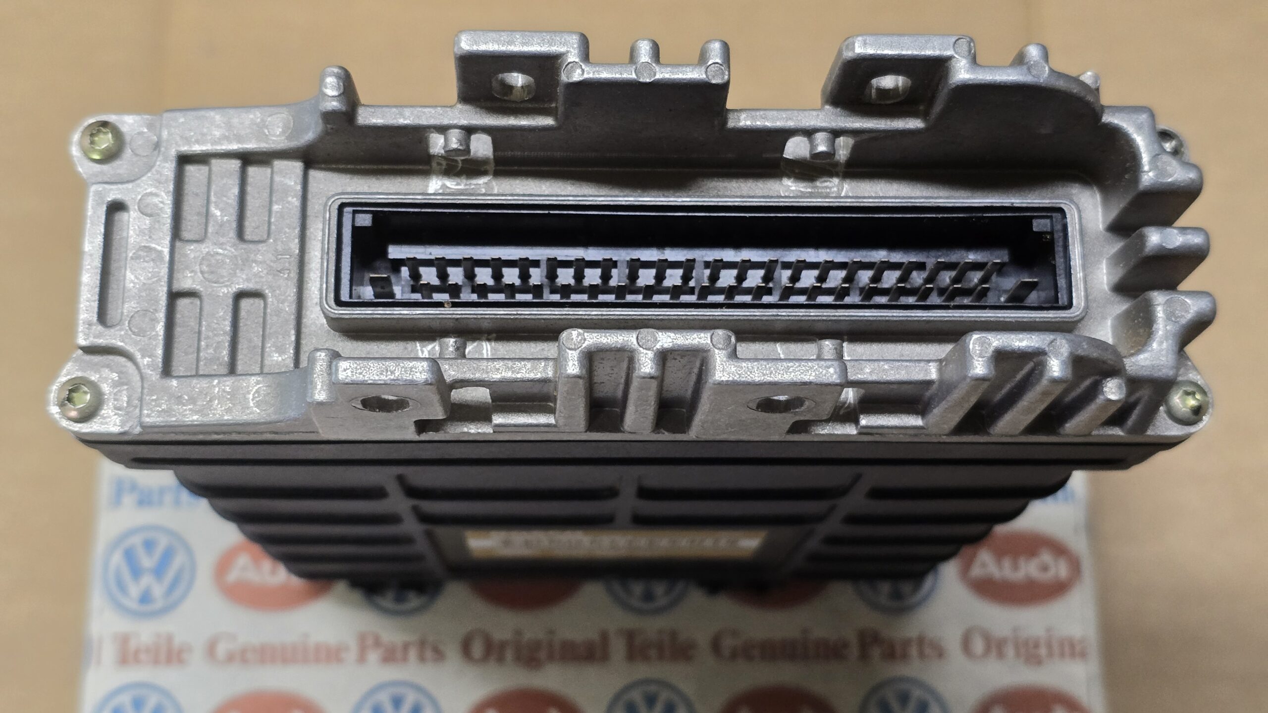 NOS 1H0907311 Control unit