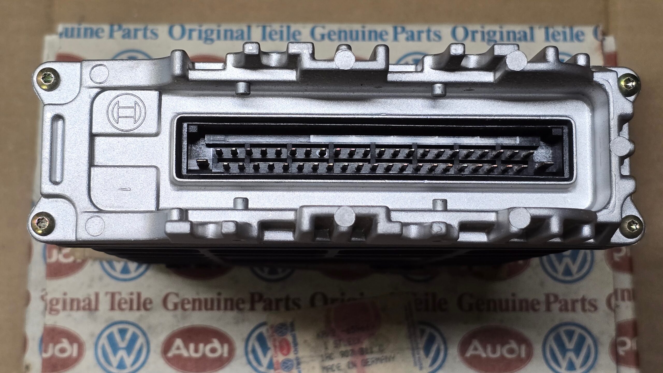 NOS 1H0907311C Control unit