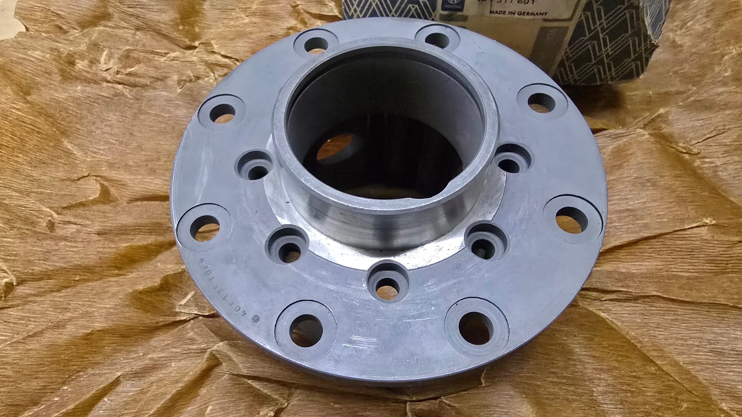 NOS 181517601 Housing LSD