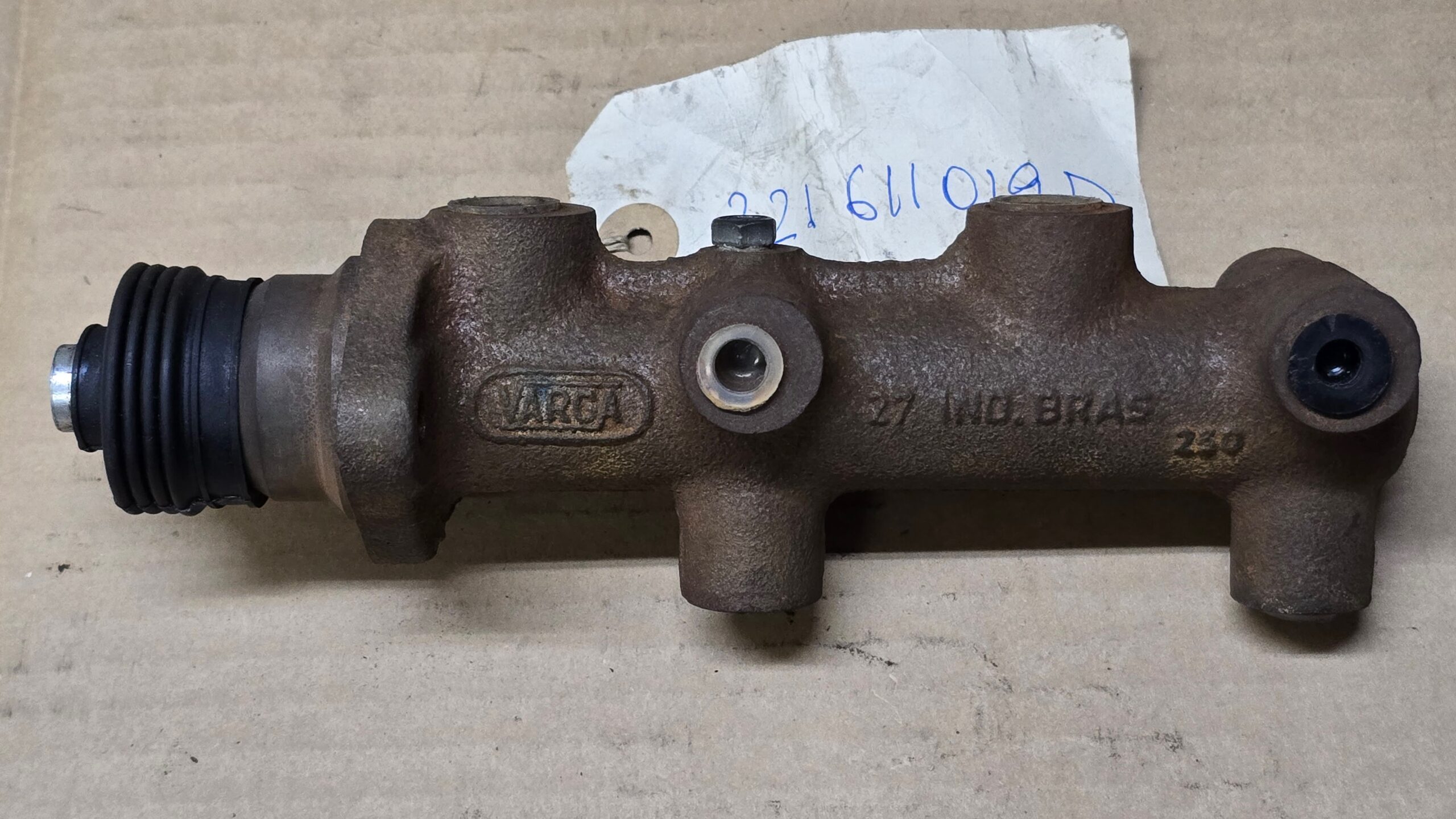 NOS 321611019D Brake master cylinder 20.64mm