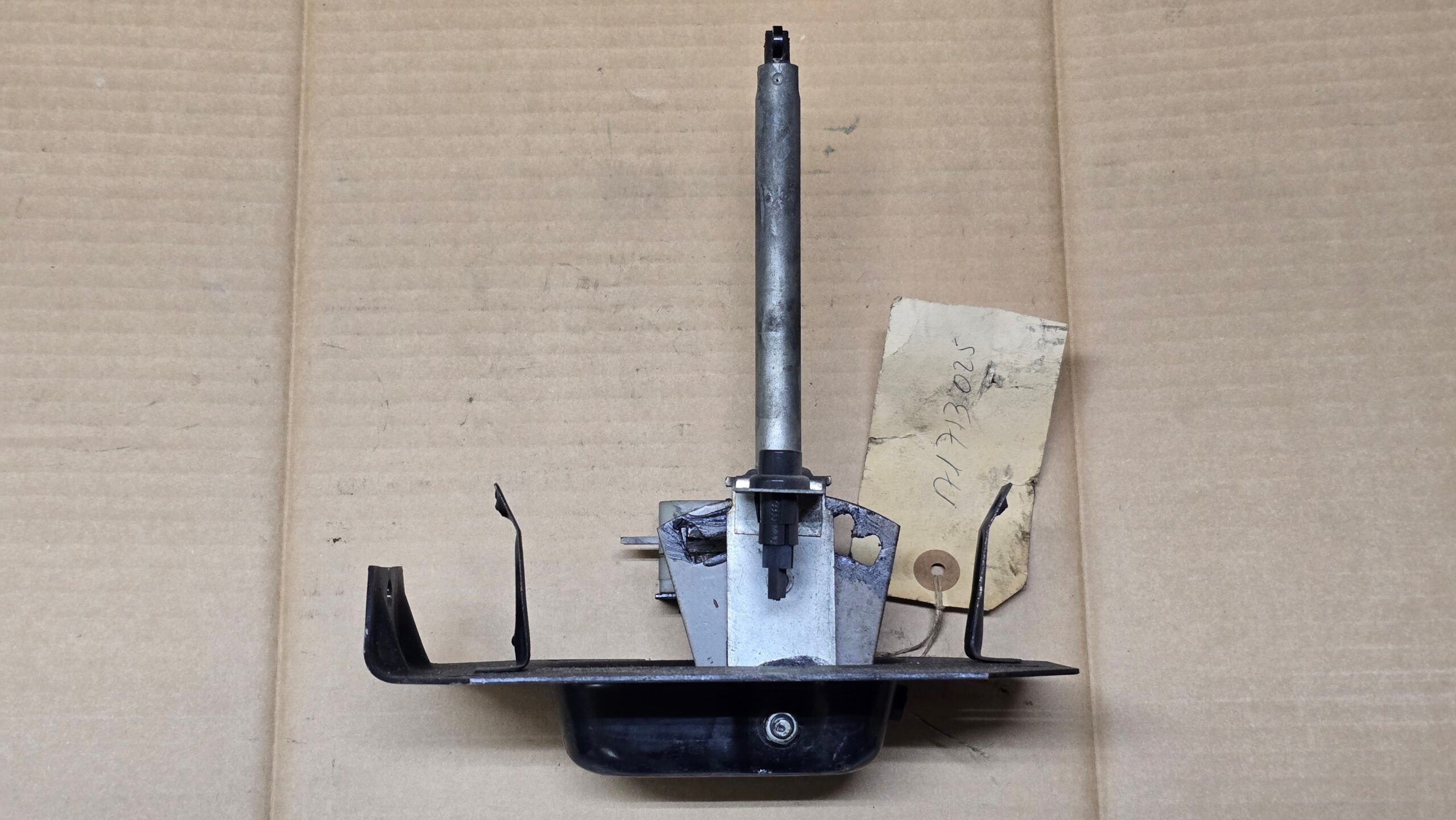 NOS 171713025 Selector mechanism, automatic gearbox