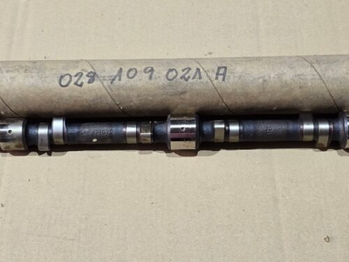 NOS 028109021A Camshaft