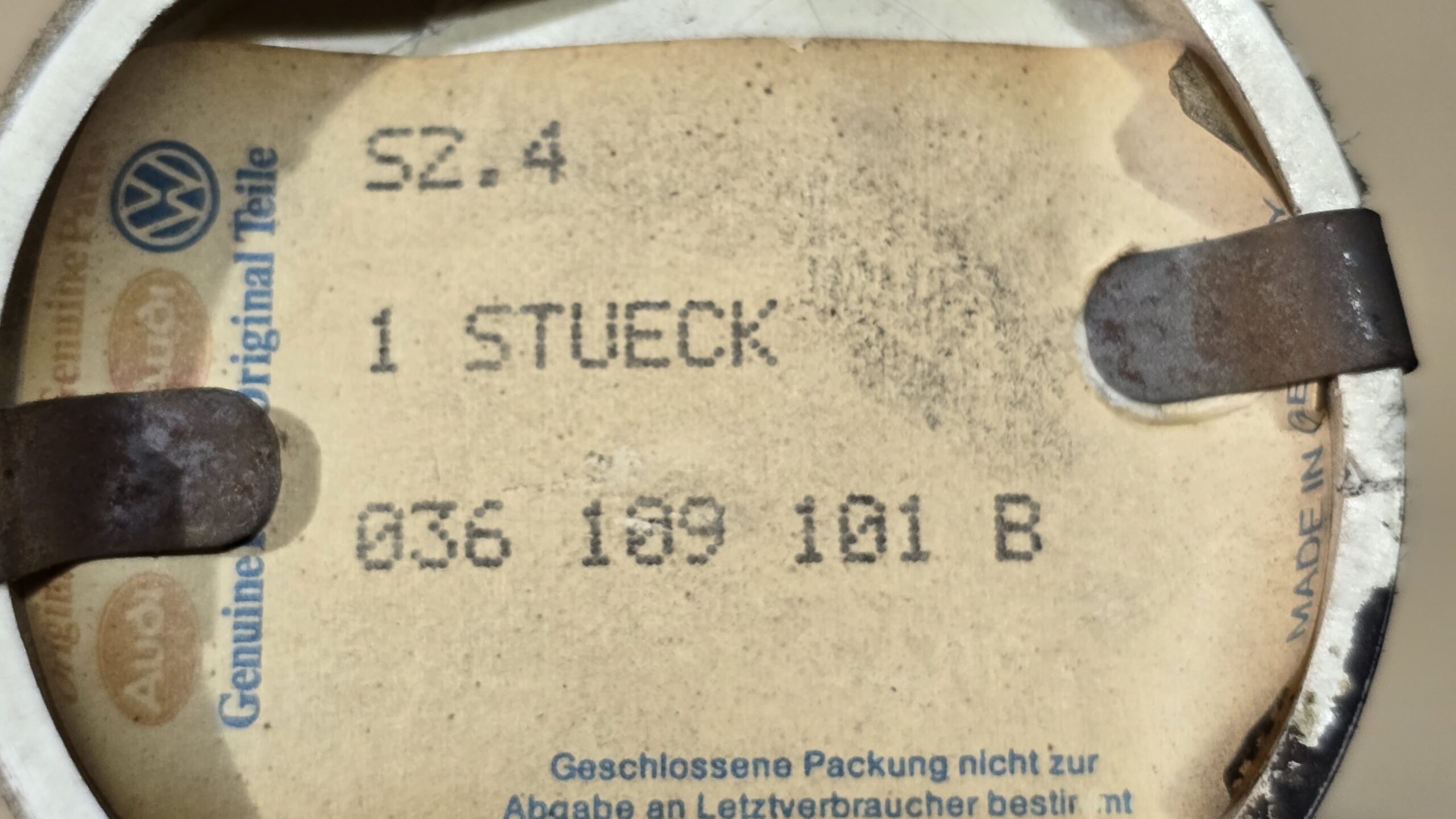 NOS 036109101B Camshaft