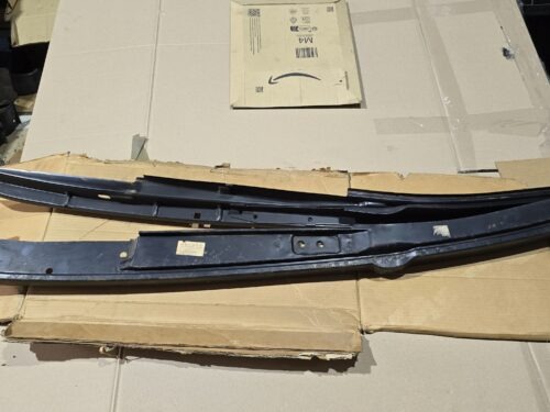NOS 241809251 Lock pillar, left