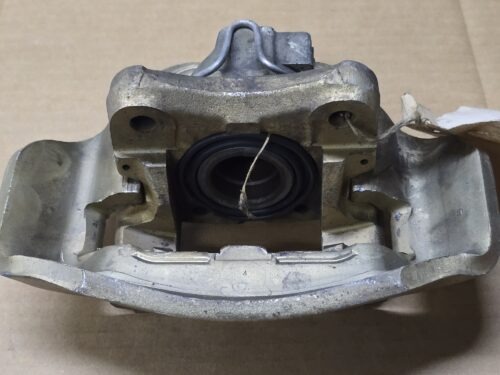 NOS 321615107C Floating caliper