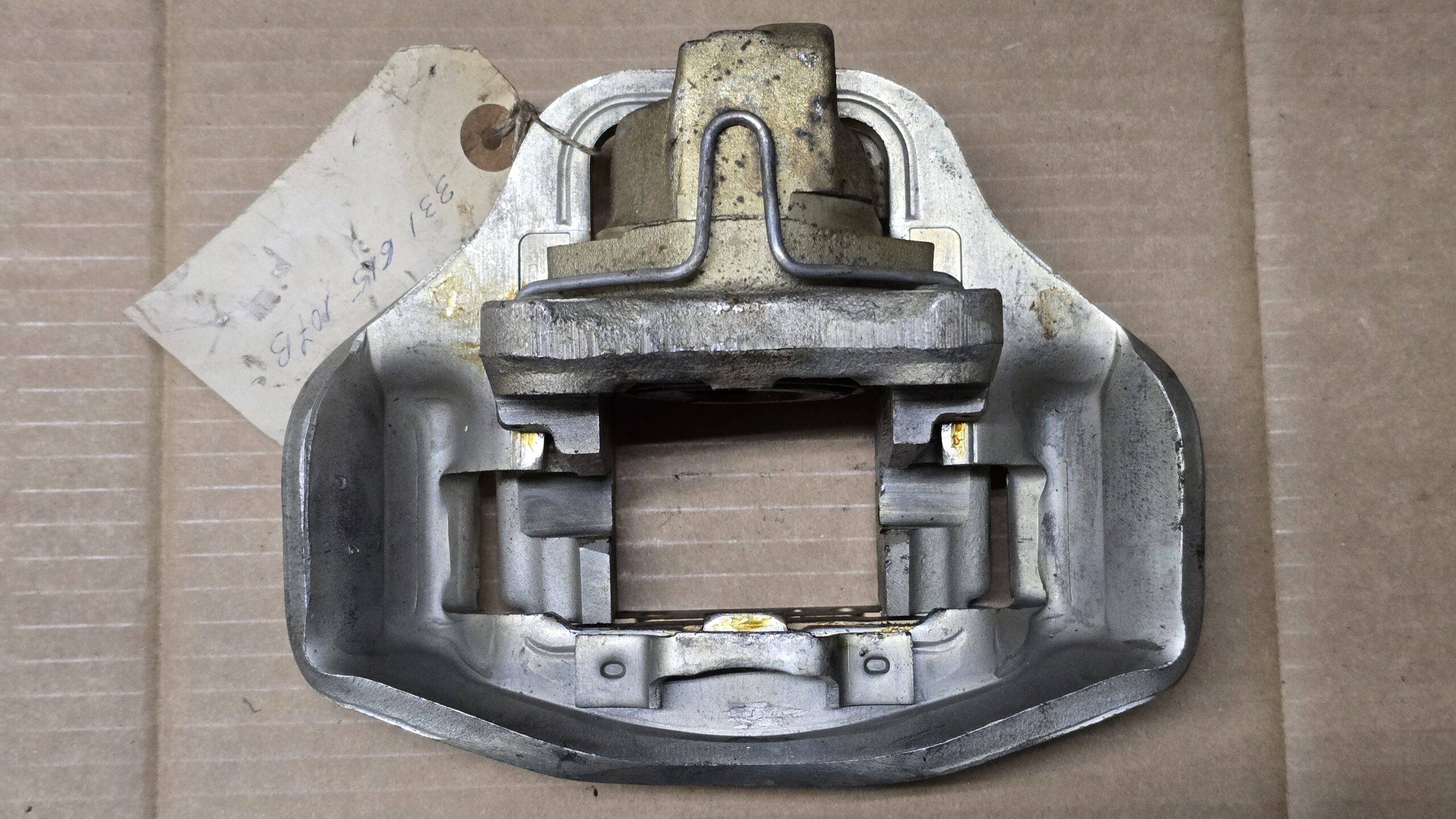 NOS 331615107B Floating caliper ATE
